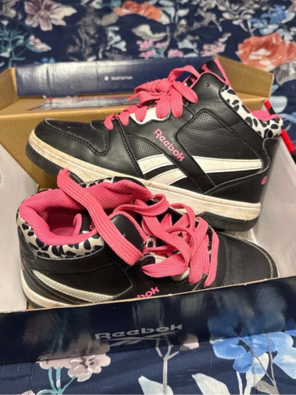 Reebok Kids Black and Hot Pink High-Top heelys